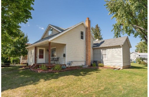 615 Mound Street, Baraboo, WI 53913