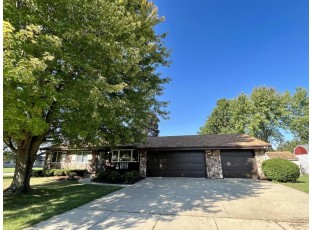 2116 Hermitage Lane Janesville, WI 53546