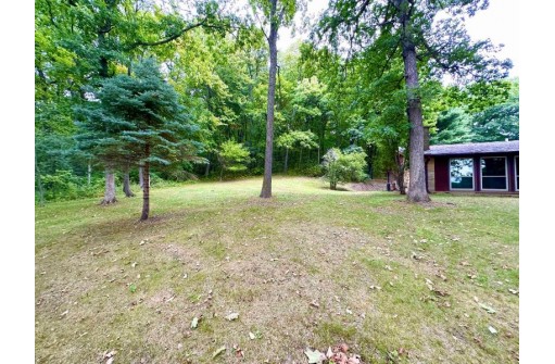 S720 Lovers Lane, Elroy, WI 53929