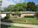 3040 Bond Place, Janesville, WI 53548