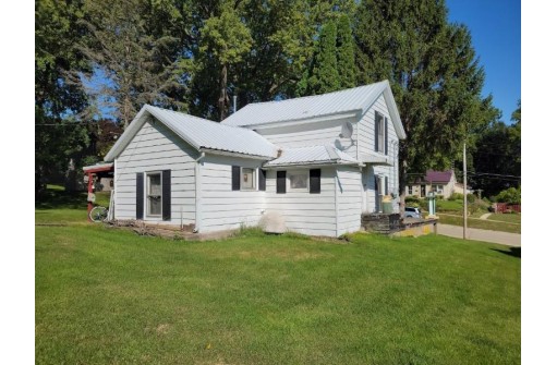 533 E Catherine Street, Darlington, WI 53530