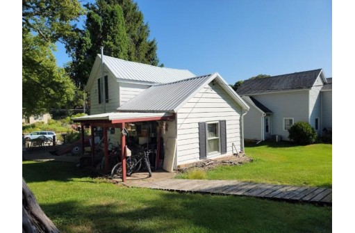 533 E Catherine Street, Darlington, WI 53530