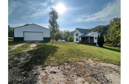 E3027 Karstetter Road, La Valle, WI 53941