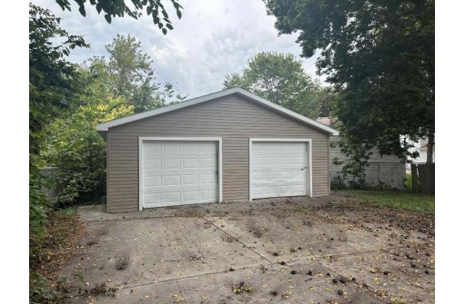 1147 Partridge Avenue, Beloit, WI 53511