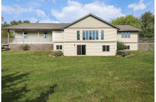 2662 Bailey Road, Sun Prairie, WI 53590