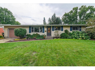 543 Lincoln Drive Sun Prairie, WI 53590