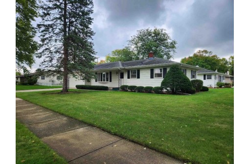 2304 Randolph Road, Janesville, WI 53545