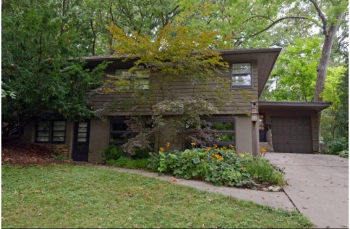 3806 Hillcrest Drive, Madison, WI 53705