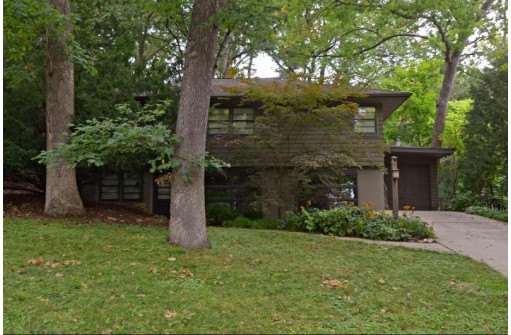 3806 Hillcrest Drive, Madison, WI 53705