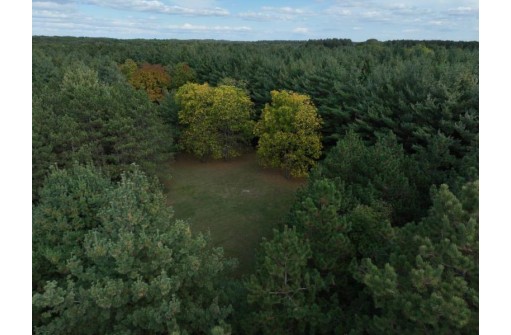 483 County Road I, Oxford, WI 53952