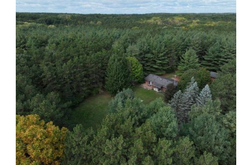 483 County Road I, Oxford, WI 53952