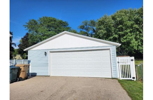 3809 Toban Drive, Madison, WI 53704