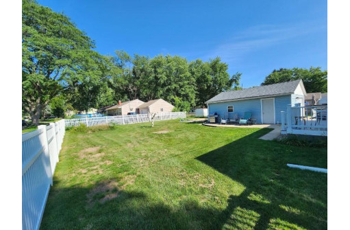 3809 Toban Drive, Madison, WI 53704