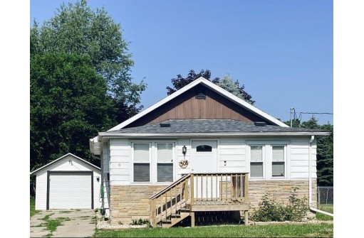 308 S Pine Street, Janesville, WI 53548