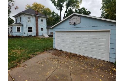 603 Walnut Street, Baraboo, WI 53913