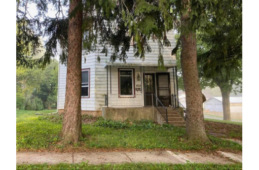 208 N 3rd Street, Mount Horeb, WI 53572