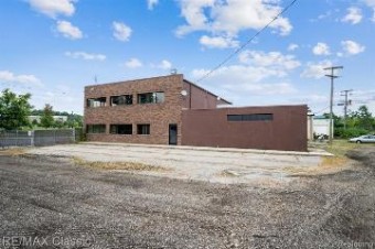 10431 Highland Rd ( M-59) Frontage Industrial Complex White Lake, MI 48383
