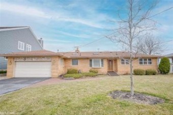 46940 Jans Dr Chesterfield Township, MI 48047