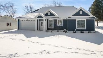 430 Birch Breckenridge, MI 48615