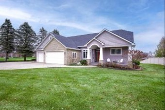 46911 Delta Drive Decatur, MI 49045