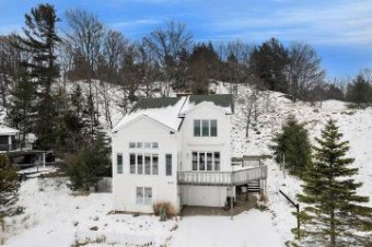 10708 Lost Valley Road Montague, MI 49437