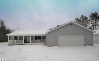 1227 N Betsie River Road Interlochen, MI 49643