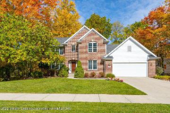 6721 English Oak Drive East Lansing, MI 48823