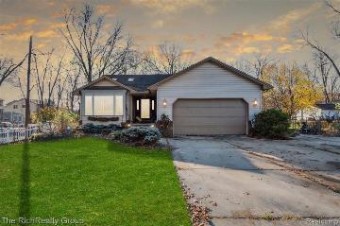 37459 Marquette Street Westland, MI 48185