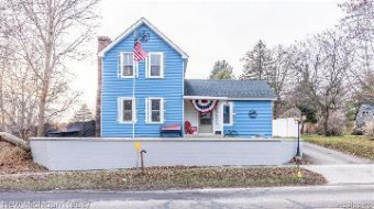 4345 Forest Street Leonard, MI 48367