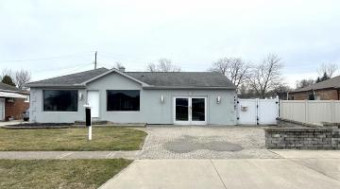 16167 Regina Avenue Allen Park, MI 48101