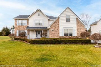 1505 Summerfield Lane Howell, MI 48843