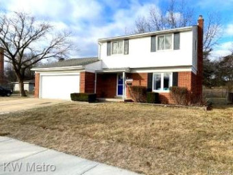 30209 Westmore Drive Madison Heights, MI 48071