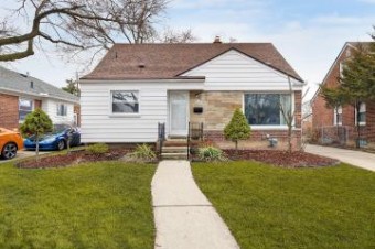 14050 Manhattan Street Oak Park, MI 48237