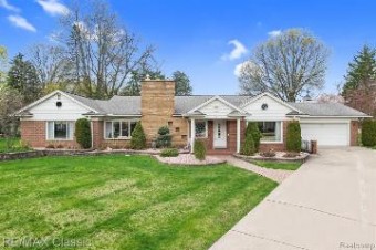 9 Fairmount Dearborn, MI 48124