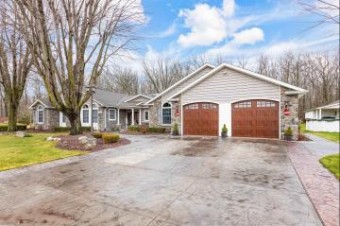 4313 Stevens Capac, MI 48014