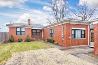 30040 Jefferson Saint Clair Shores, MI 48082