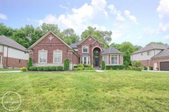 34389 Dante Dr Chesterfield Township, MI 48047