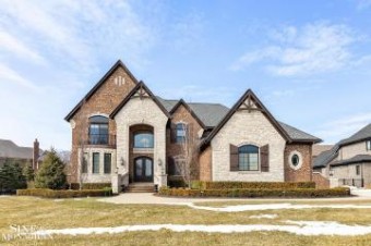 3646 Piccadilly Rochester Hills, MI 48309