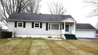 15853 Almont Allenton, MI 48002