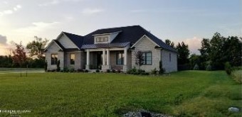 9633 Lazy Oak Carleton, MI 48117