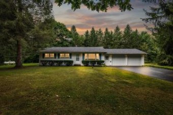 12174 Cooper Road Pleasant Lake, MI 49272