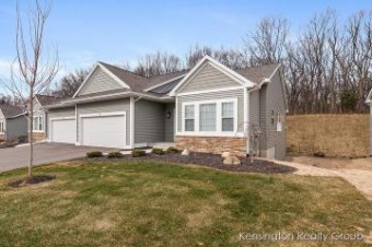 91 Blue Violet Lane 115 Comstock Park, MI 49321