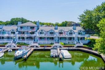 368 Mariners Cove Court 45 Douglas, MI 49406