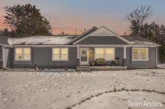 6714 Blue Lake Road Twin Lake, MI 49457