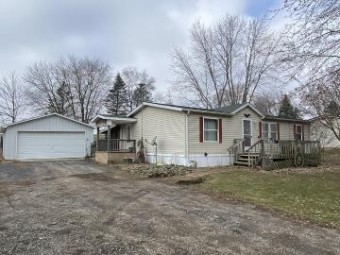 278 Spring Street Vermontville, MI 49096