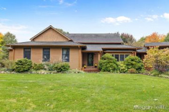 14175 Pine Lake Avenue Cedar Springs, MI 49319