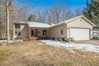 6786 S Walker Road Fruitport, MI 49415