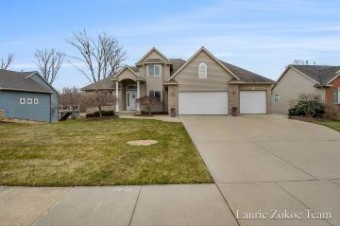 2234 Maplerow Avenue Nw Grand Rapids, MI 49534