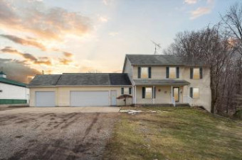 2120 24th Avenue Hudsonville, MI 49426