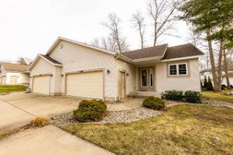 3379 Germaine Road Muskegon, MI 49441